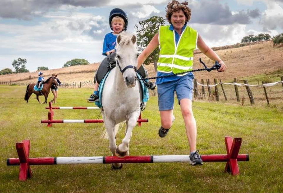 Tour sponsorisé par Inky Dinky